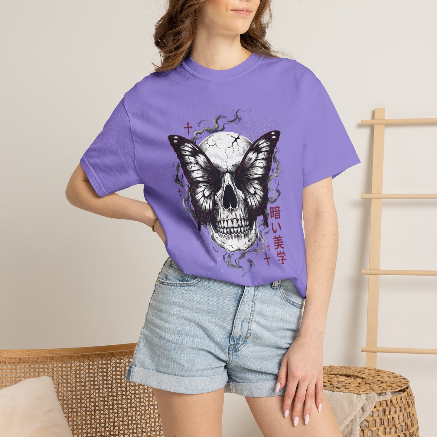 Skull Butterfly T-Shirt — Dark Aesthetic "暗い美学" Graphic Tee