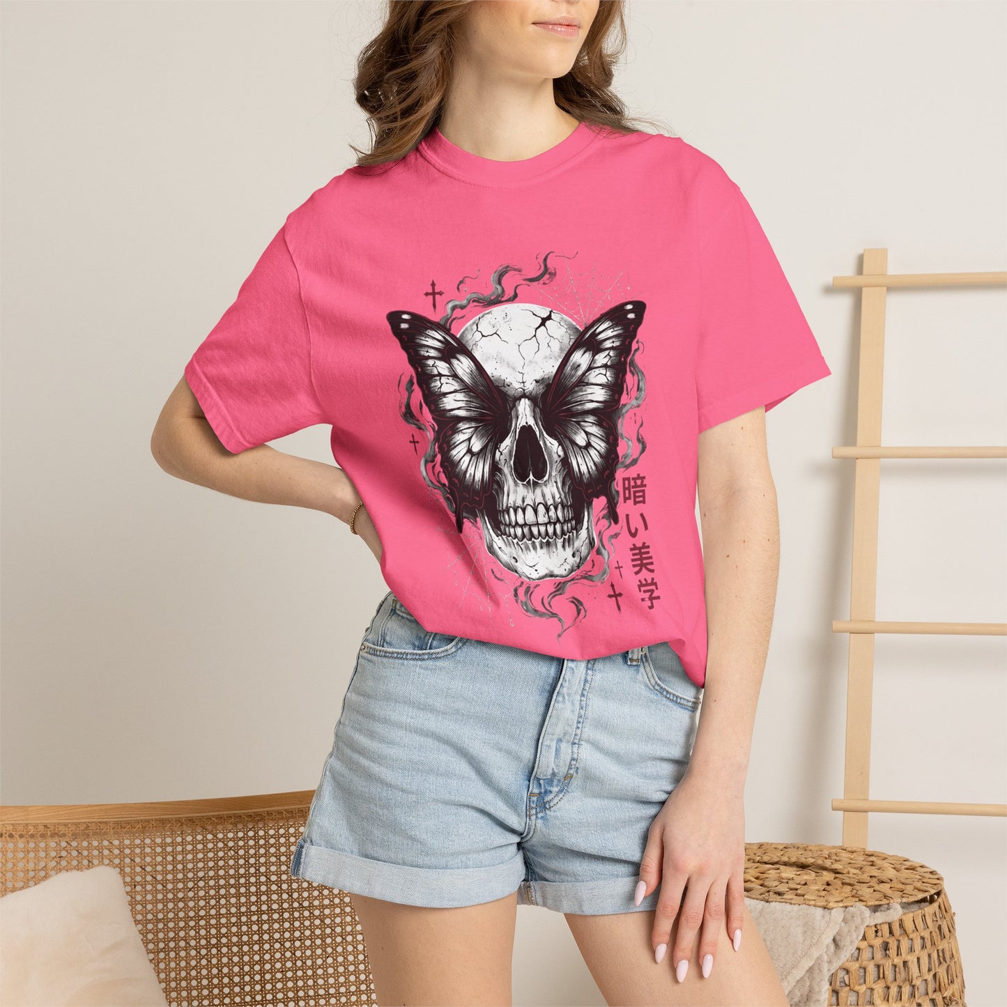 Skull Butterfly T-Shirt — Dark Aesthetic "暗い美学" Graphic Tee