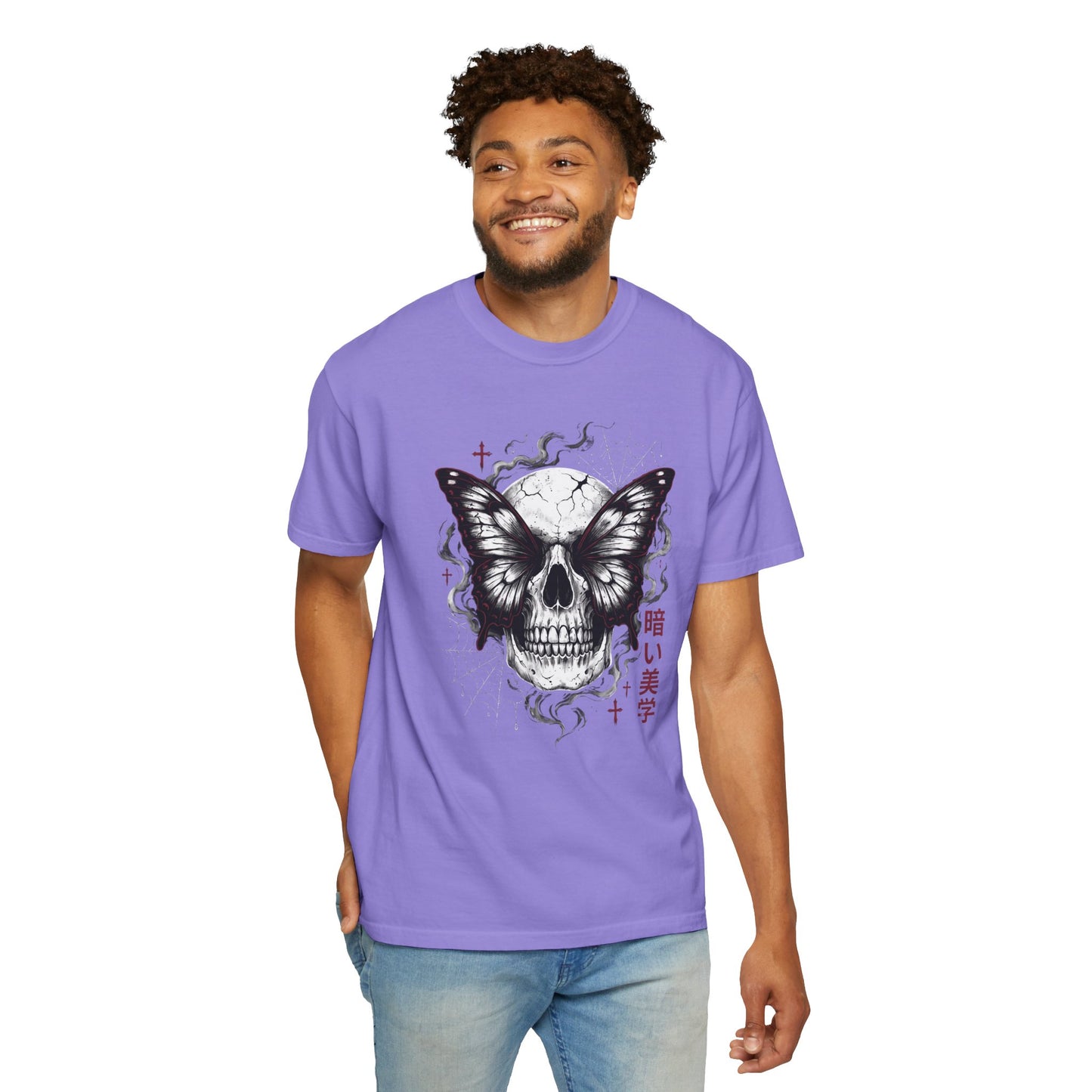 Skull Butterfly T-Shirt — Dark Aesthetic "暗い美学" Graphic Tee