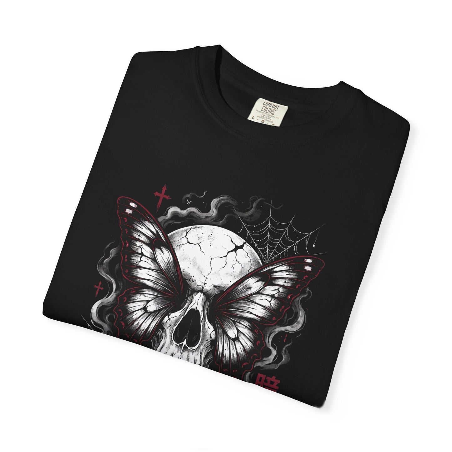 Skull Butterfly T-Shirt — Dark Aesthetic "暗い美学" Graphic Tee