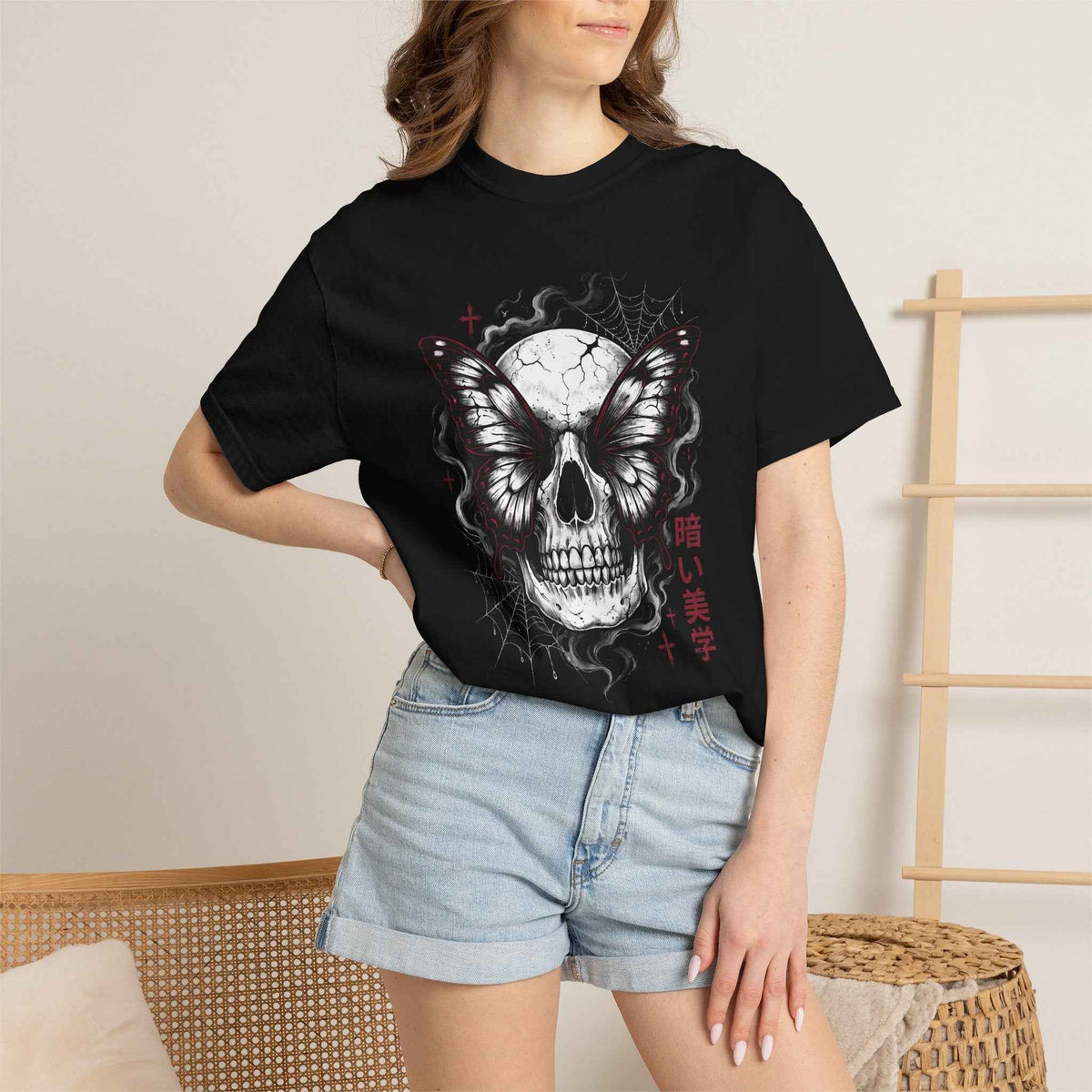 Dark Skull Butterfly Graphic Tee: Elegant & Comfortable