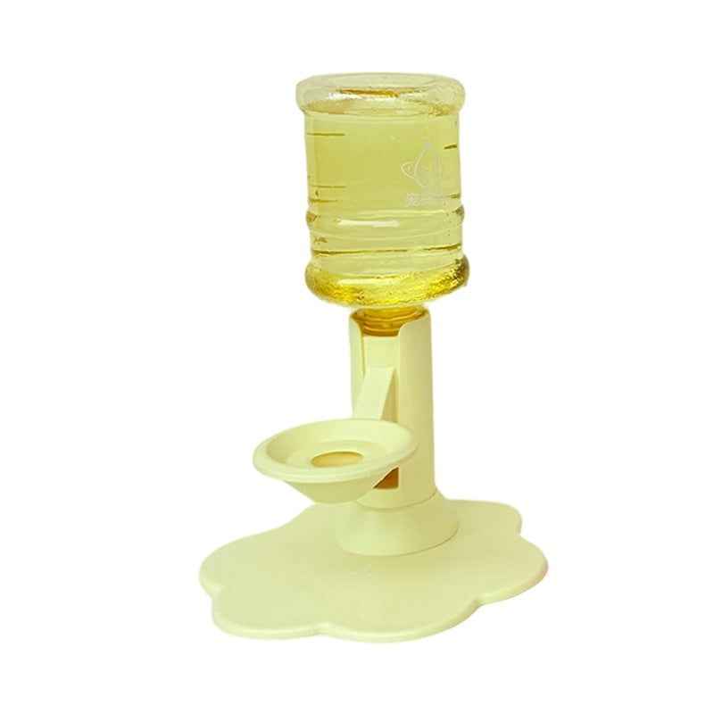 Gravity Based Pet Water Drinking Machine Stable Wide Base Leak Proof For Multi Cat Family Short Distance Travel