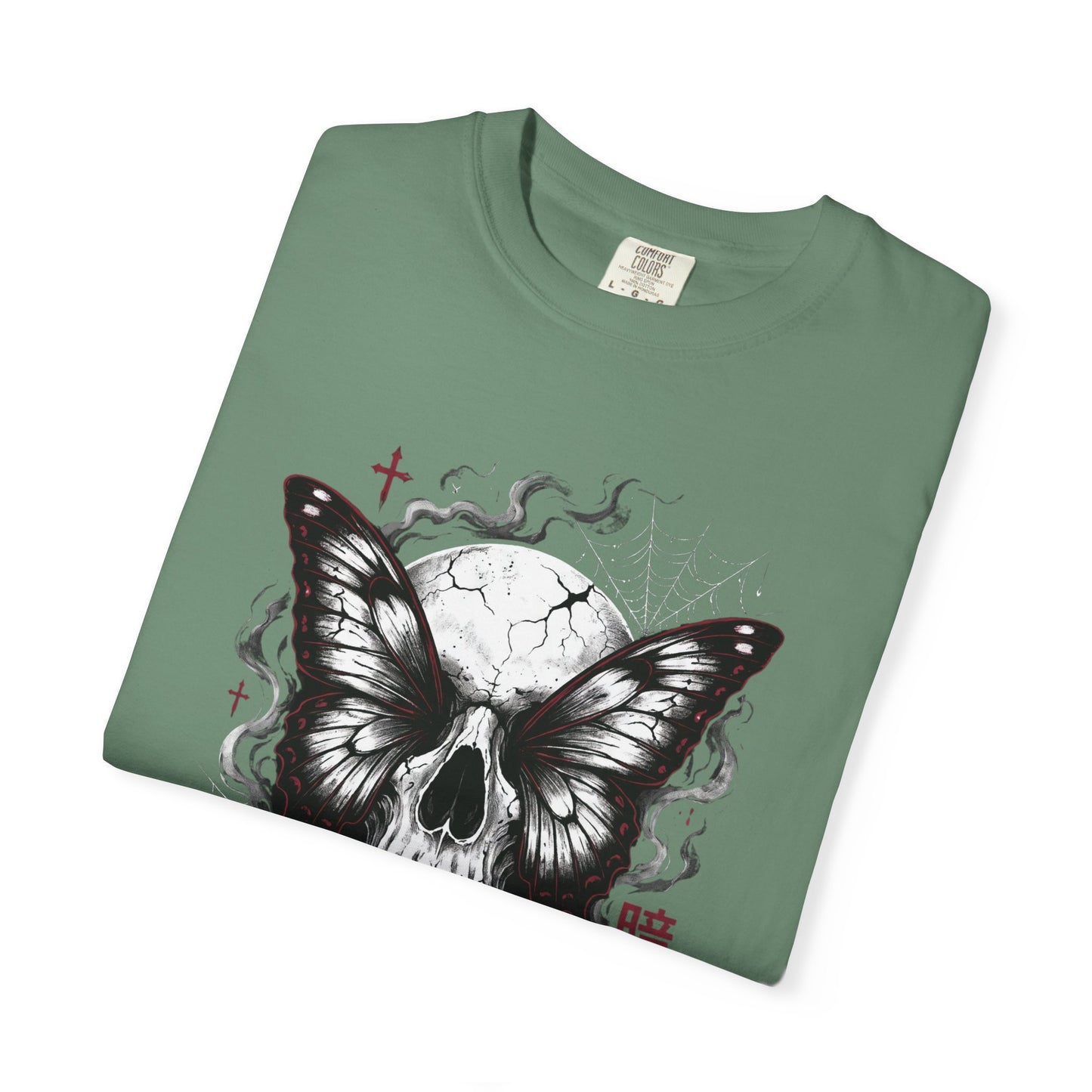 Skull Butterfly T-Shirt — Dark Aesthetic "暗い美学" Graphic Tee
