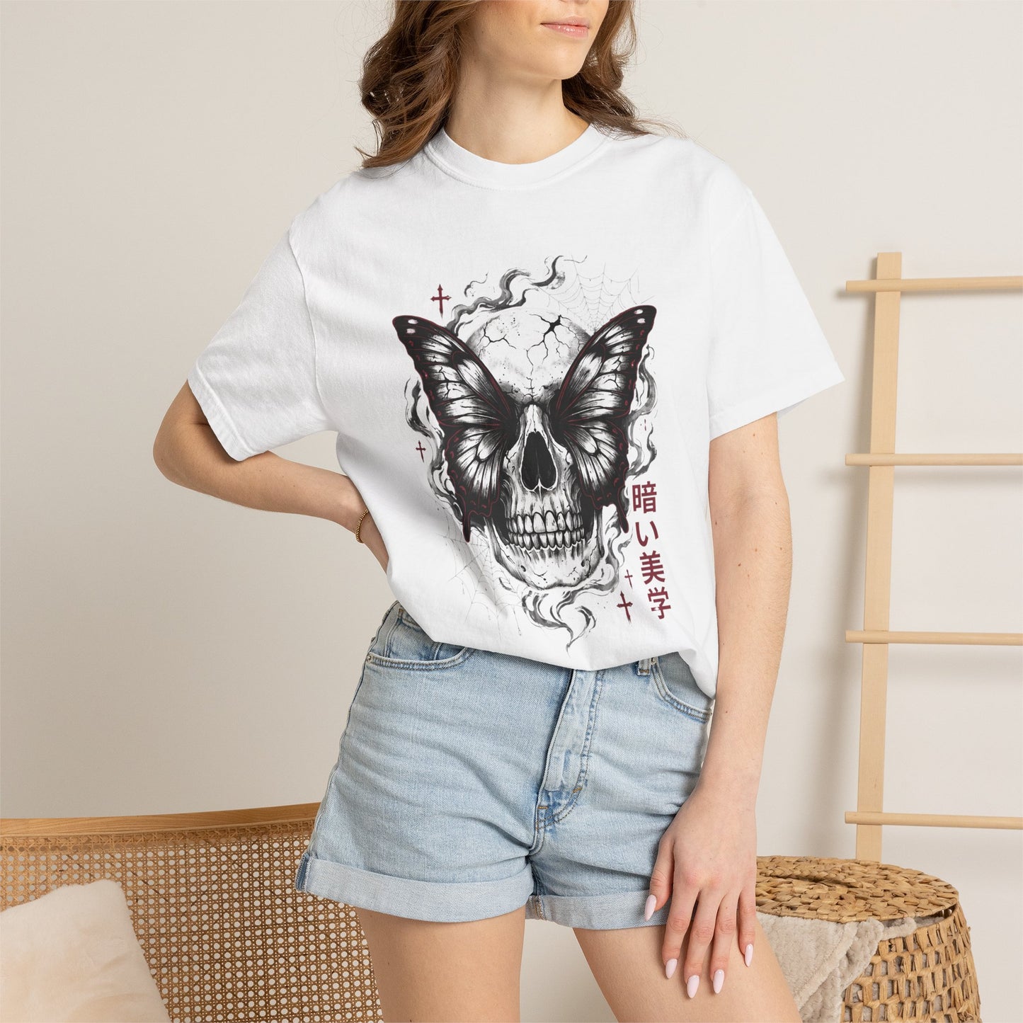 Skull Butterfly T-Shirt — Dark Aesthetic "暗い美学" Graphic Tee