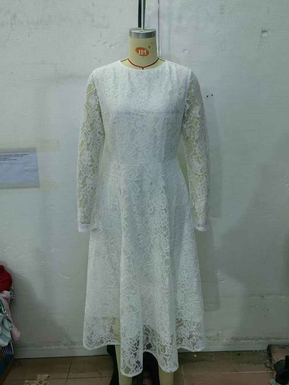Womens Solid-Color Elegant Long-Sleeve Lace Waist-Cinching Dress