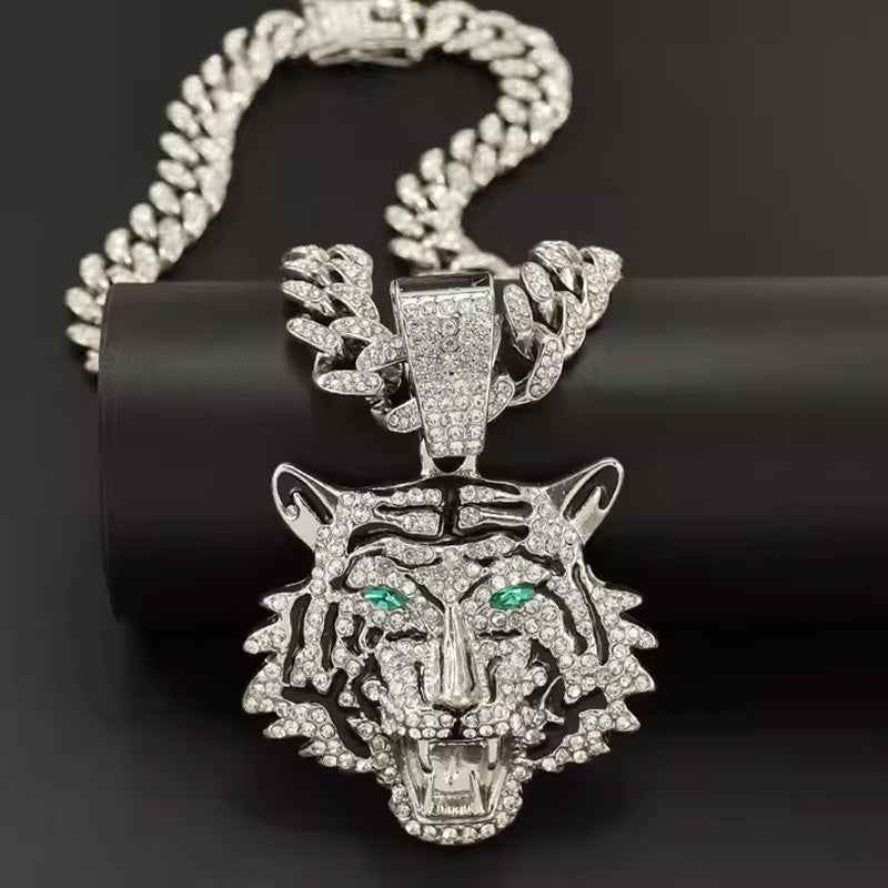 3D Diamond Tiger Head Football Pendant - Zinc Alloy & Stainless Steel