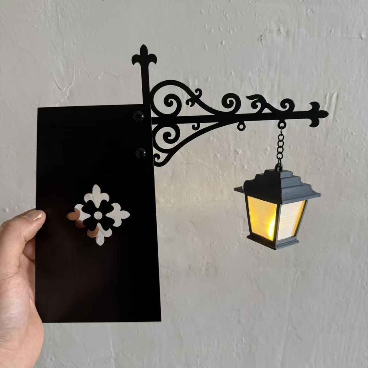 LED Bookshelf Lamp Decor, Retro Library Lantern Mini Night Light for Halloween Reading, Home Office Study