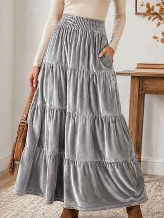 High-Waisted Pleated Long Dress with Wide Skirt Shape | Elegant & Comfortable