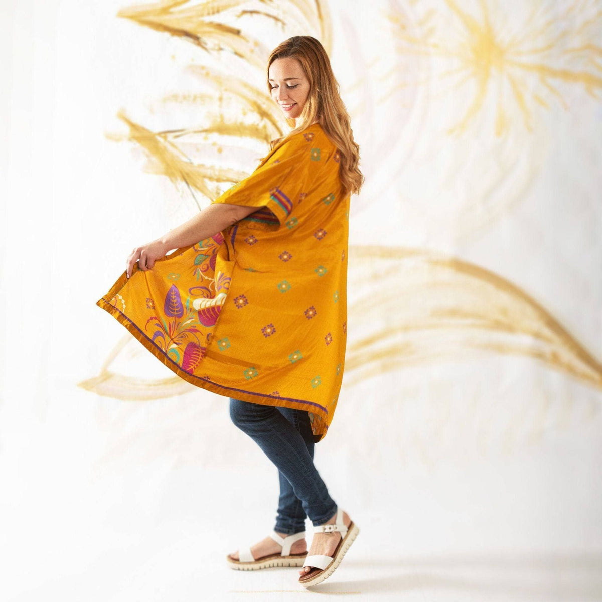 Amara Short Sari Duster: Lightweight Eco-Friendly & Reclaimed Sari Fabric Top