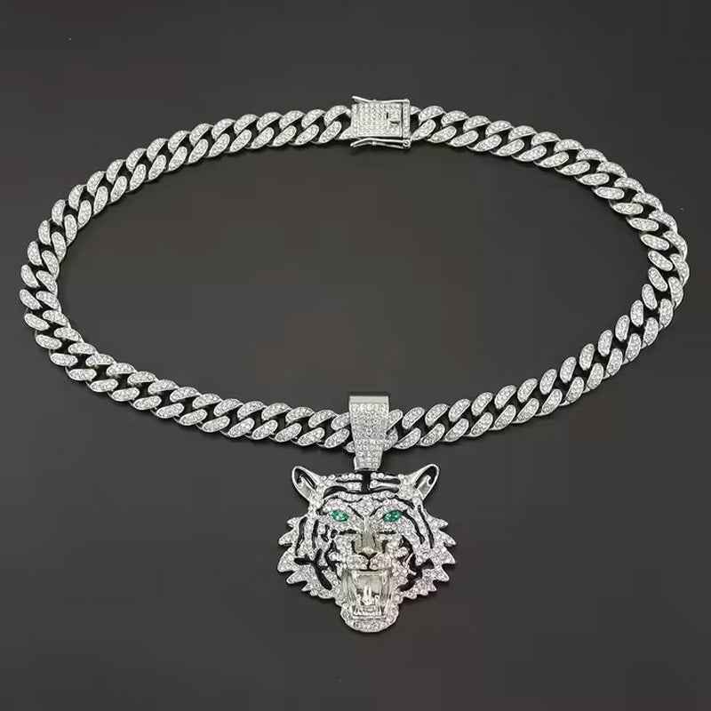 3D Diamond Tiger Head Football Pendant - Zinc Alloy & Stainless Steel