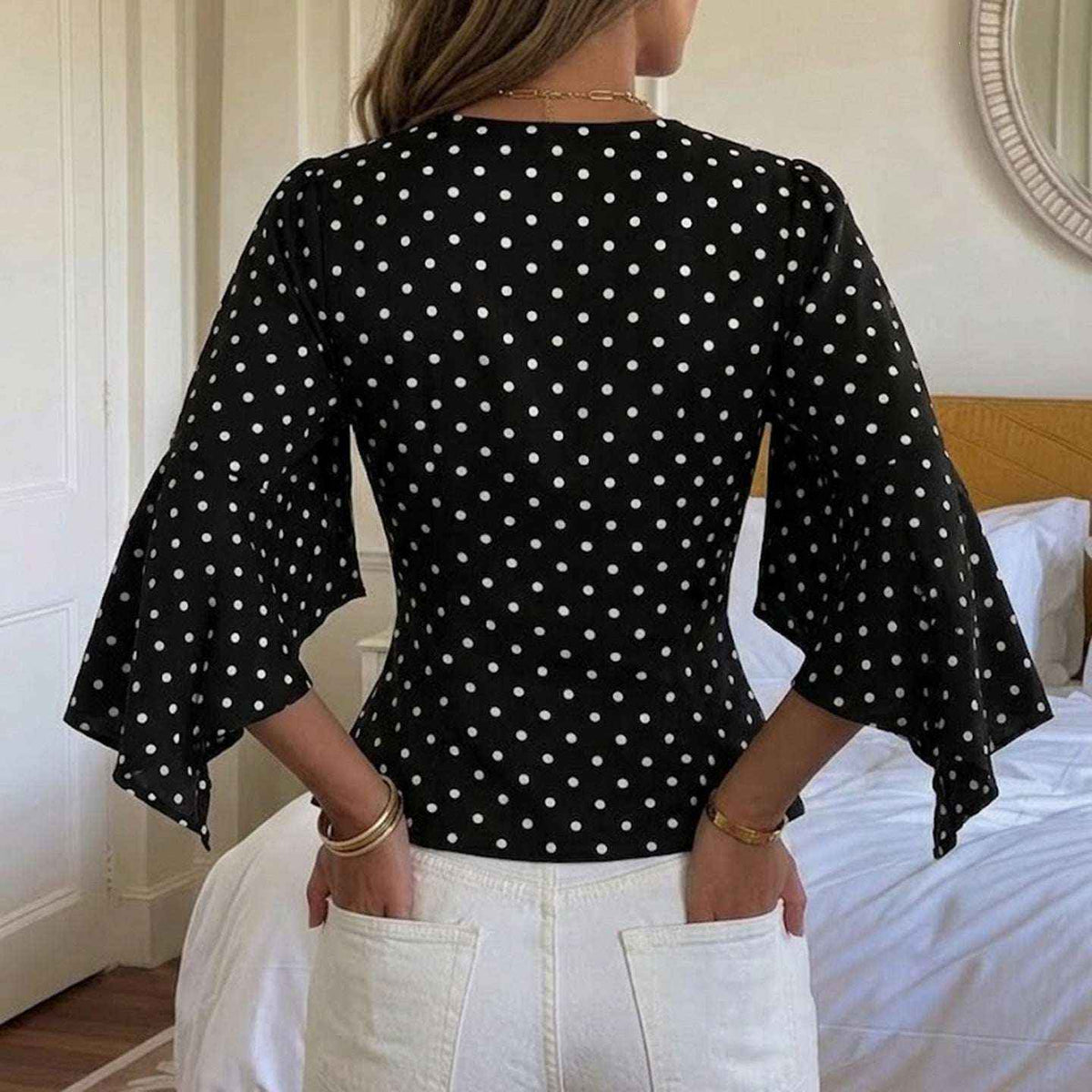 French-Style Vintage Chic Wave Polka Dot T-Shirt