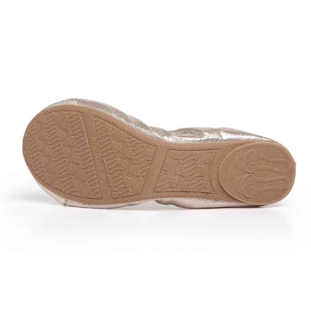 Elegant Champagne Flats - Shimmering & Comfortable Ballet Flats for Style & All-Day Wear