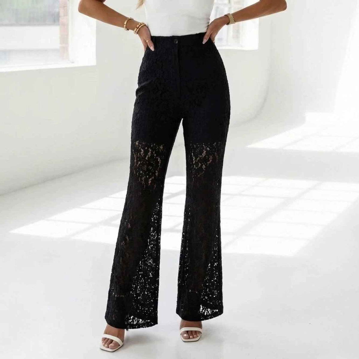 Elegant Solid Color Western Lace Blouse for Women - Long Sleeve