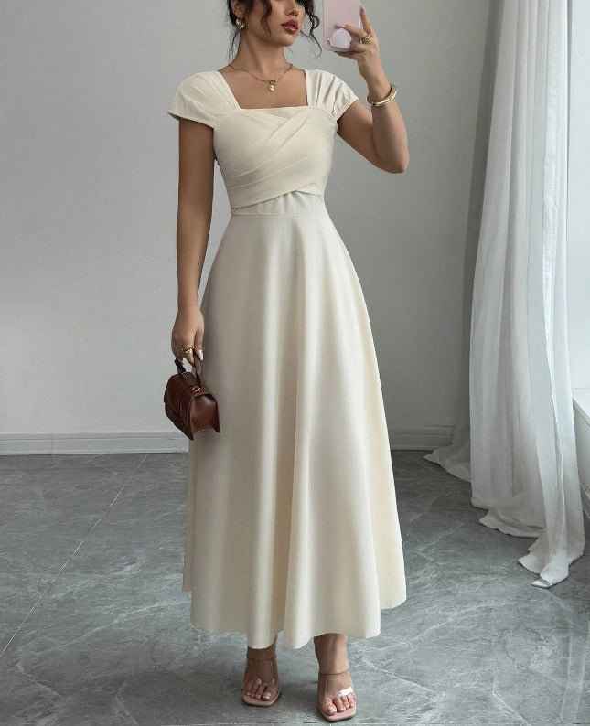 Hepburn-Inspired A-Line Dress with Slimming Waist