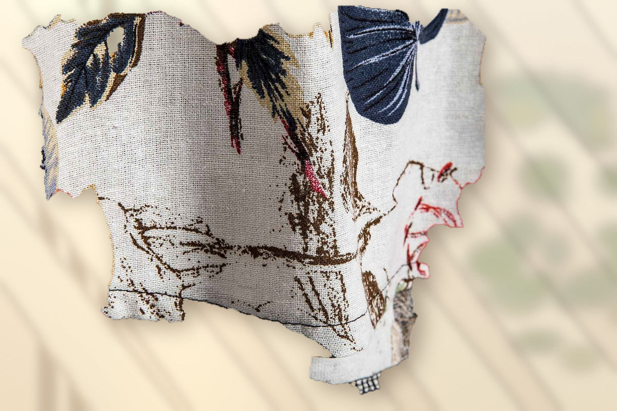 Floral short-sleeve shirt hem, stitching and fabric texture detail