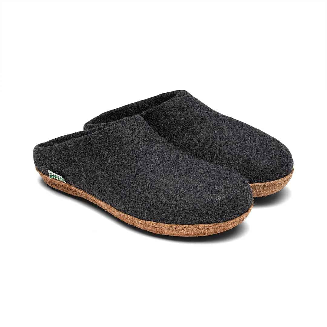 Kyrgies Molded Sole - Low Back: Natural Wool Felt Slippers for Ultimate Comfort
