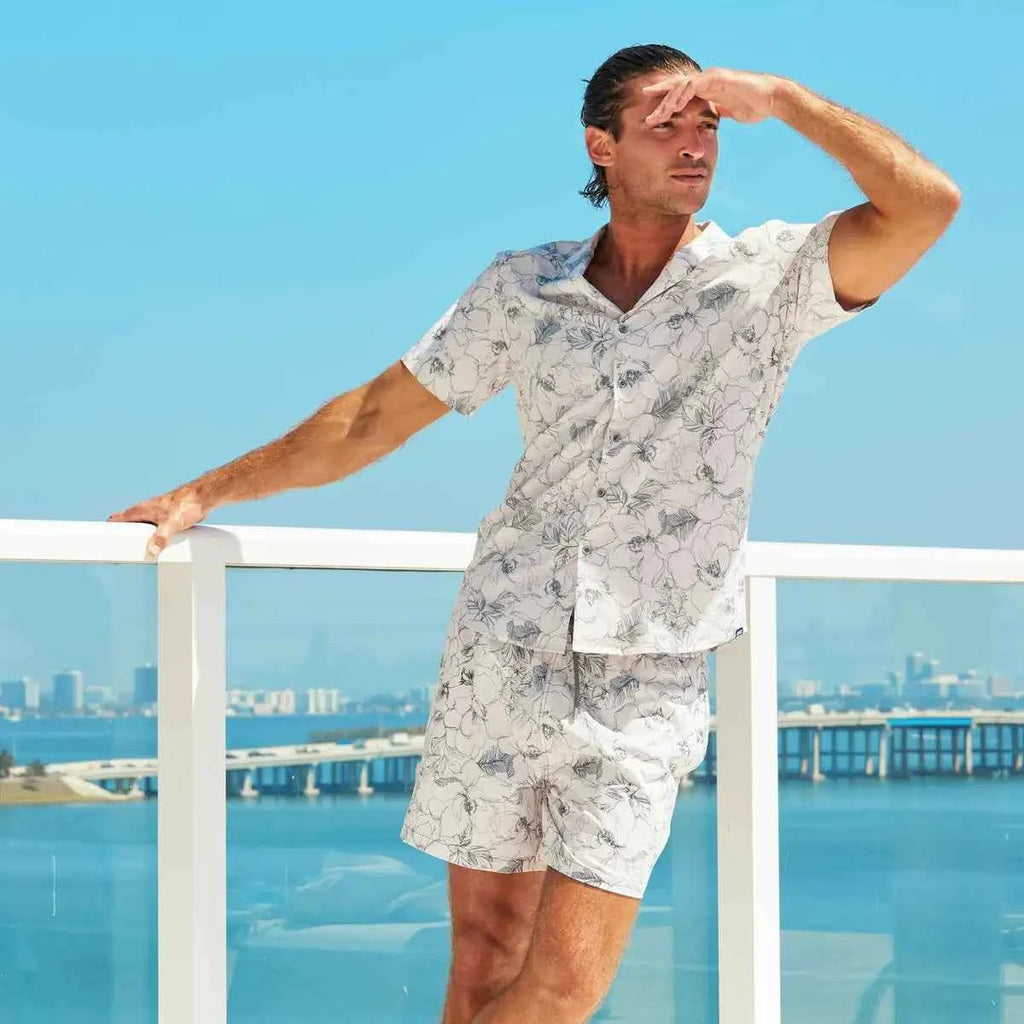Men’s Short Sleeve Tailored Fit Button-Down Shirt – Secret Garden